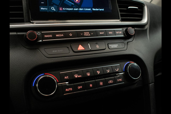 Kia Ceed Sportswagon 1.4 T-GDi DynamicLine Sport (APPLE CARPLAY,NAVI,CAMERA,PDC,CLIMATE,CRUISE,LED,LEDER,SPORTSTOELEN,LM VELGEN)