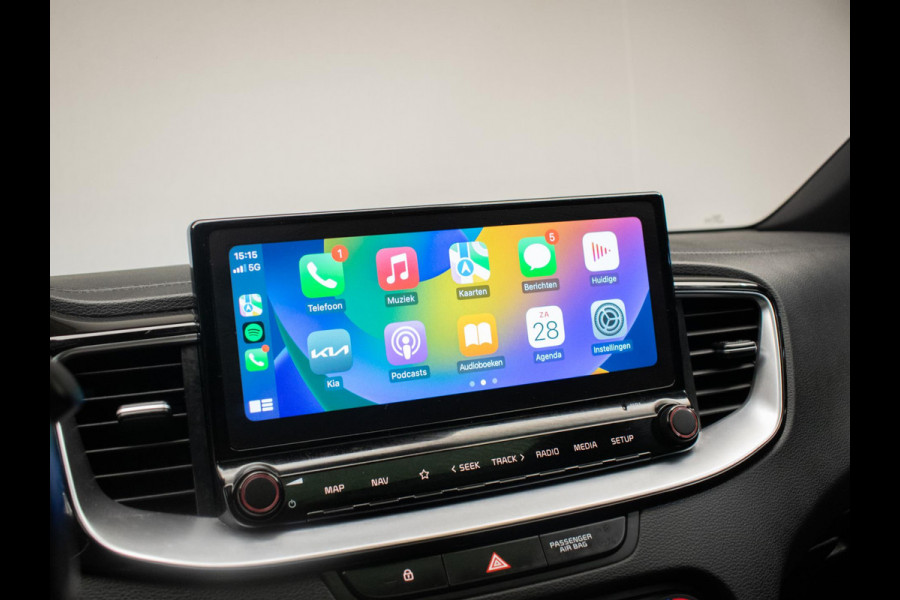 Kia ProCeed 1.4 T-GDI GT-PlusLine (PANORAMADAK,APPLE CARPLAY,XENON,STOEL/STUURVERWARMING,SPORTSTOELEN,CAMERA,DODEHOEK,NETTE STAAT)