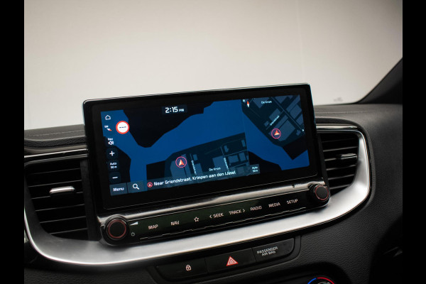 Kia ProCeed 1.4 T-GDI GT-PlusLine (PANORAMADAK,APPLE CARPLAY,XENON,STOEL/STUURVERWARMING,SPORTSTOELEN,CAMERA,DODEHOEK,NETTE STAAT)