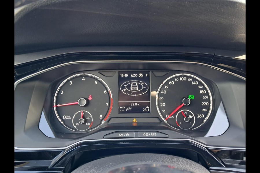 Volkswagen Polo 1.0 TSI R-line | panoramadak | R-line interieur + exterieur Volkswagen Polo 1.0 TSI R-line | panoramadak | R-line interieur + exterieur