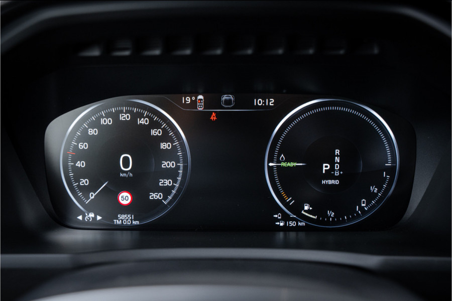 Volvo XC90 2.0 T8 Recharge AWD R-Design - Panorama | Luchtvering | B&W | Memory | Elek. Trekhaak | Stoelkoeling | Massage