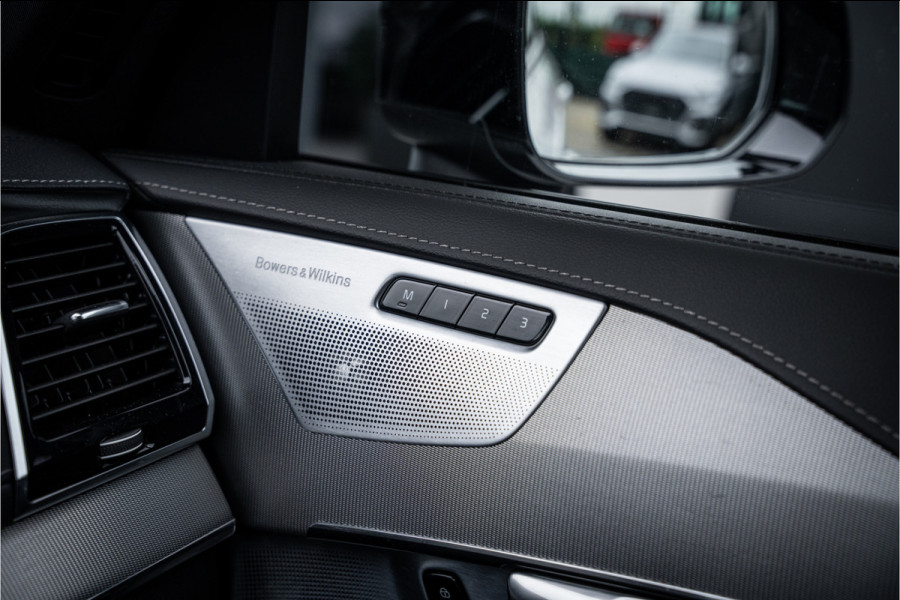 Volvo XC90 2.0 T8 Recharge AWD R-Design - Panorama | Luchtvering | B&W | Memory | Elek. Trekhaak | Stoelkoeling | Massage