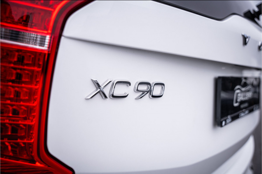 Volvo XC90 2.0 T8 Recharge AWD R-Design - Panorama | Luchtvering | B&W | Memory | Elek. Trekhaak | Stoelkoeling | Massage