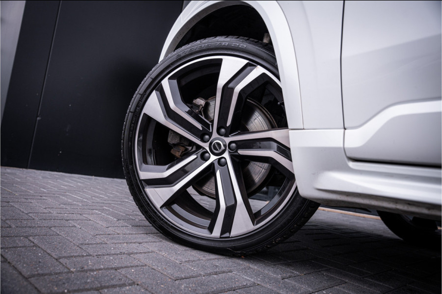 Volvo XC90 2.0 T8 Recharge AWD R-Design - Panorama | Luchtvering | B&W | Memory | Elek. Trekhaak | Stoelkoeling | Massage