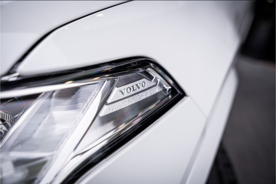 Volvo XC90 2.0 T8 Recharge AWD R-Design - Panorama | Luchtvering | B&W | Memory | Elek. Trekhaak | Stoelkoeling | Massage