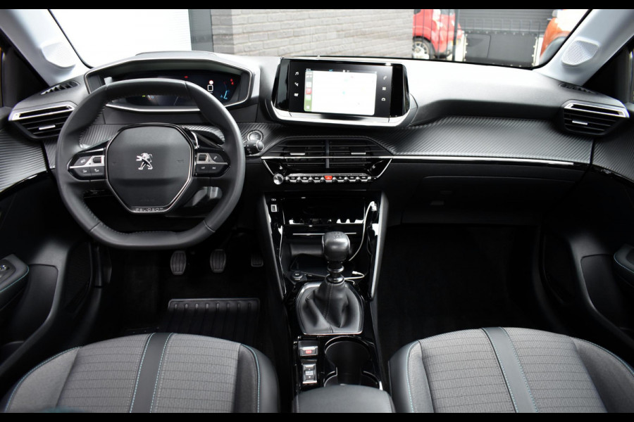 Peugeot 208 1.2 PureTech 100PK Allure Pack | Carplay | 3D | Stoelverw. | Adapt. Cruise | Incl. garantie