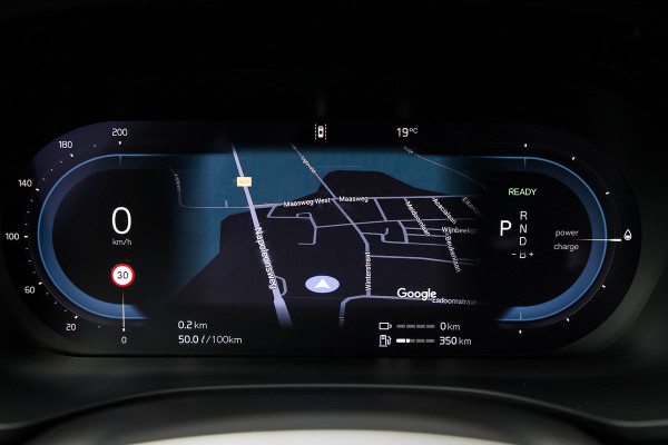 Volvo XC60 2.0 T8 Plug-in hybrid AWD Plus Black Edition | Long Range | Adaptieve cruise | Zwenkbare trekhaak | Harman Kardon | Panorama dak