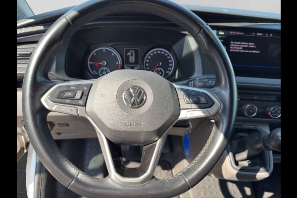 Volkswagen Transporter 2.0 TDI 150PK EURO6L2H1 32 Cruise control/navigatie systeem/trekhaak