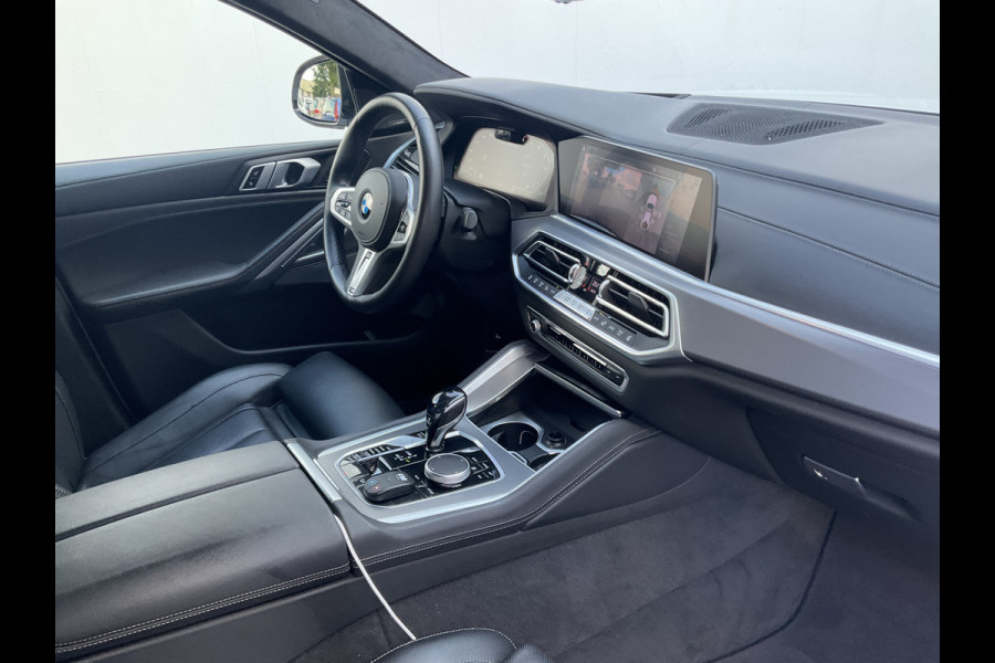 BMW X6 M50D High Executive M-Sport HUD Trekhaak Harman/Kardon Laser-Led 360Cam 32940KM! BMW X6 M50D High Executive M-Sport HUD Trekhaak Harman/Kardon Laser-Led 360Cam 32940KM!