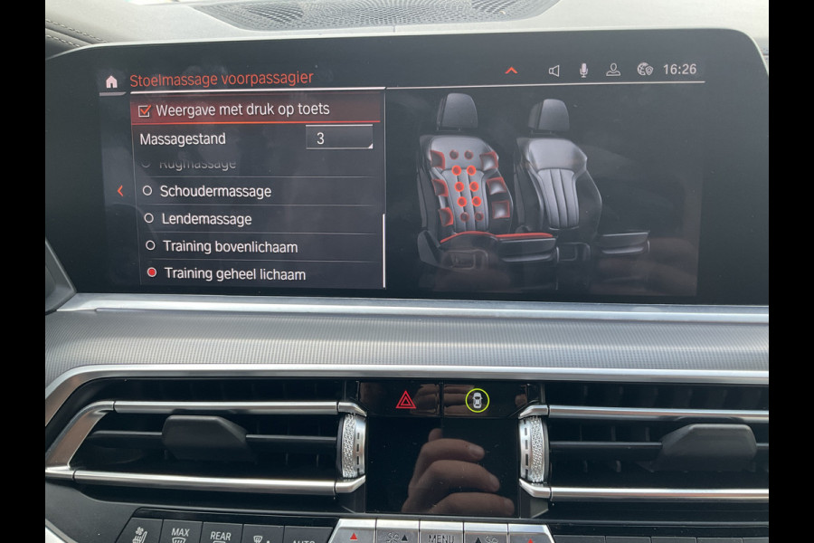 BMW X6 M50D High Executive M-Sport HUD Trekhaak Harman/Kardon Laser-Led 360Cam 32940KM! BMW X6 M50D High Executive M-Sport HUD Trekhaak Harman/Kardon Laser-Led 360Cam 32940KM!