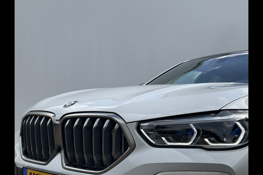 BMW X6 M50D High Executive M-Sport HUD Trekhaak Harman/Kardon Laser-Led 360Cam 32940KM! BMW X6 M50D High Executive M-Sport HUD Trekhaak Harman/Kardon Laser-Led 360Cam 32940KM!
