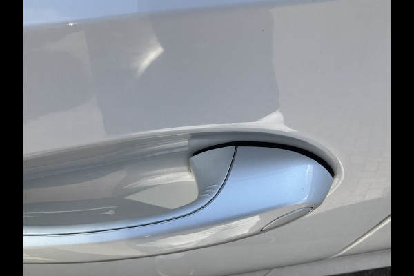 BMW X6 M50D High Executive M-Sport HUD Trekhaak Harman/Kardon Laser-Led 360Cam 32940KM! BMW X6 M50D High Executive M-Sport HUD Trekhaak Harman/Kardon Laser-Led 360Cam 32940KM!