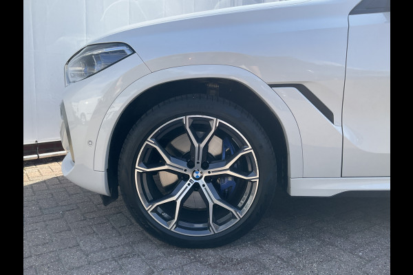 BMW X6 M50D High Executive M-Sport HUD Trekhaak Harman/Kardon Laser-Led 360Cam 32940KM! BMW X6 M50D High Executive M-Sport HUD Trekhaak Harman/Kardon Laser-Led 360Cam 32940KM!
