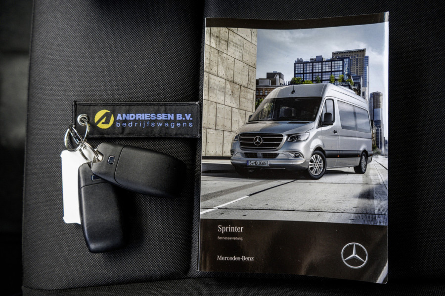Mercedes-Benz Sprinter 317 CDI | L3H2 | Automaat met Flippers | MBUX | Camera | Climate | Cruise | PDC | Euro 6