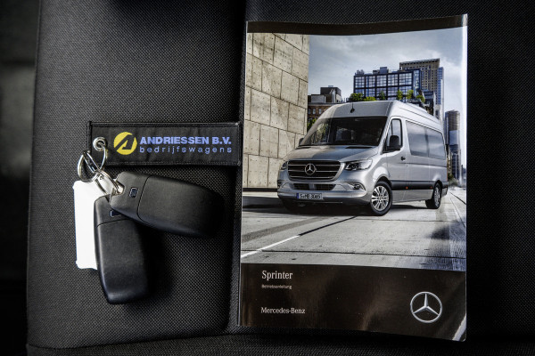 Mercedes-Benz Sprinter 317 CDI | L3H2 | Automaat met Flippers | MBUX | Camera | Climate | Cruise | PDC | Euro 6