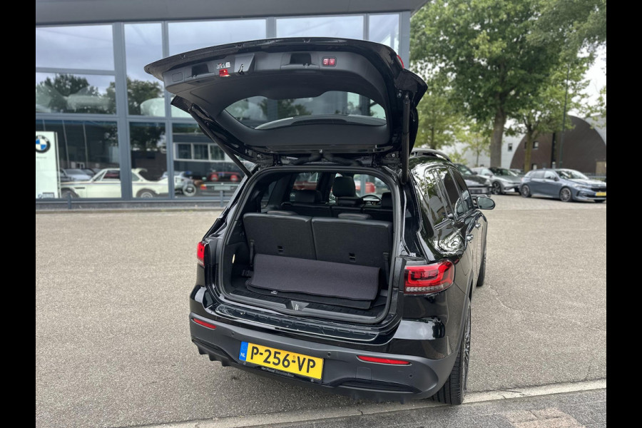 Mercedes-Benz EQB 250 AMG Line 7p. 67 kWh PANORAMADAK | ELECTR STOELEN+geheugen | AMBILIGHT | ADAPTIVE CRUISE | HEAD UP | MEGA COMPLEET!