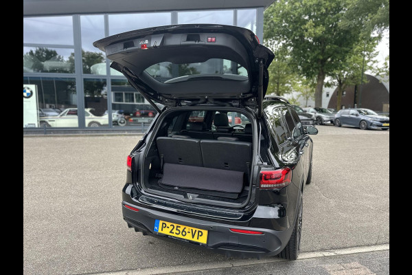 Mercedes-Benz EQB 250 AMG Line 7p. 67 kWh PANORAMADAK | ELECTR STOELEN+geheugen | AMBILIGHT | ADAPTIVE CRUISE | HEAD UP | MEGA COMPLEET!