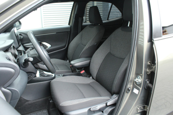 Toyota Yaris Cross 1.5 Hybrid 116pk Dynamic Automaat Clima Cruise Navi Carplay Camera Keyless 17"LMV