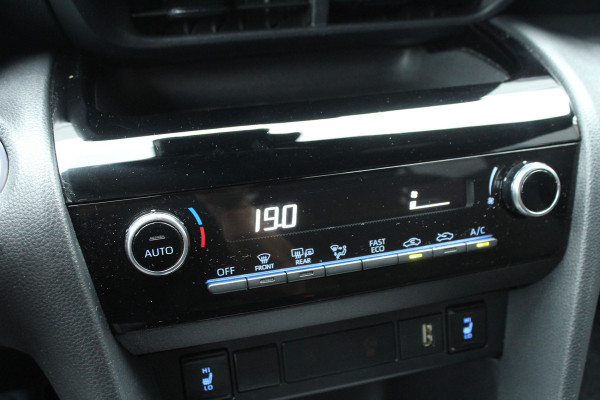 Toyota Yaris Cross 1.5 Hybrid 116pk Dynamic Automaat Clima Cruise Navi Carplay Camera Keyless 17"LMV