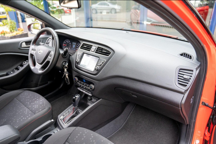 Hyundai i20 1.0 T-GDI Premium Automaat|Prijs rijklaar incl 12 mnd garantie|Afn Trekhaak Clima Navi Camera