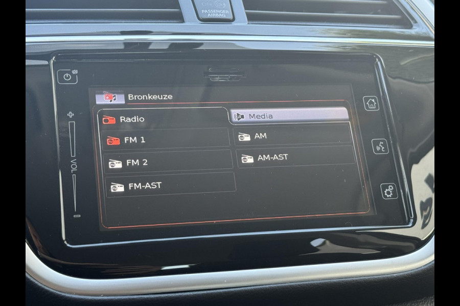 Suzuki S-Cross 1.0 Boosterjet Exclusive Cruise control Climate control Apple Carplay Android Auto Stoelverwarming Navigatie