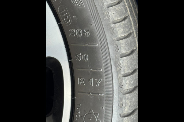 Citroën C4 Cactus 1.2 PureTech Shine - AUTOMAAT - * 73.717 KM * Navigatie I Airco I PDC I Apple Carplay I Dealer onderhouden