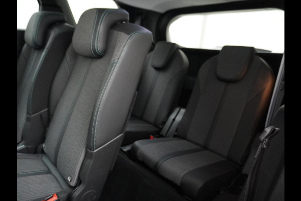 Peugeot 5008 1.5 BlueHDI Allure Pack Business VAN: 34.900,- VOOR 32.877,- UW HERFSTVOORDEEL: 2.023,- EURO 7pl | ADAPTIVE CRUISE | CAMERA | DODE HOEK HERKENNING | DEALER ONDERHOUDEN | RIJKLAARPRIJS incl. 12mnd BOVAG
