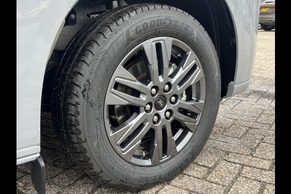 Ford Transit E-Custom 340 L2H1 Limited 65 kWh | SCI | Ford Voorraad | Trekhaak | Drive Assistance Pack | Stoelverwarming | 17 Inch | Passagiersstoel | Rijklaarprijs |
