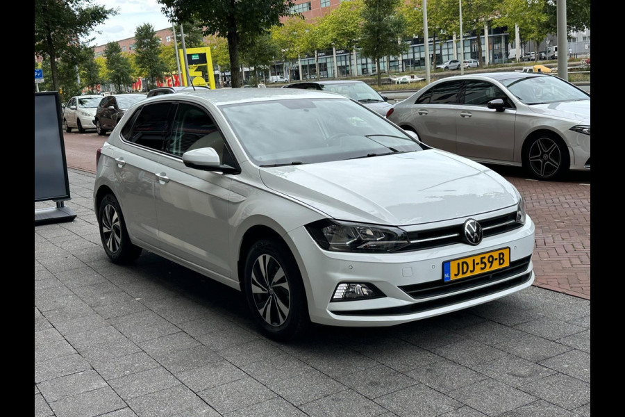Volkswagen Polo Automaat 5 Deurs Airco Carplay