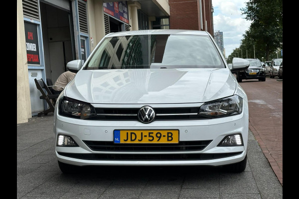 Volkswagen Polo Automaat 5 Deurs Airco Carplay