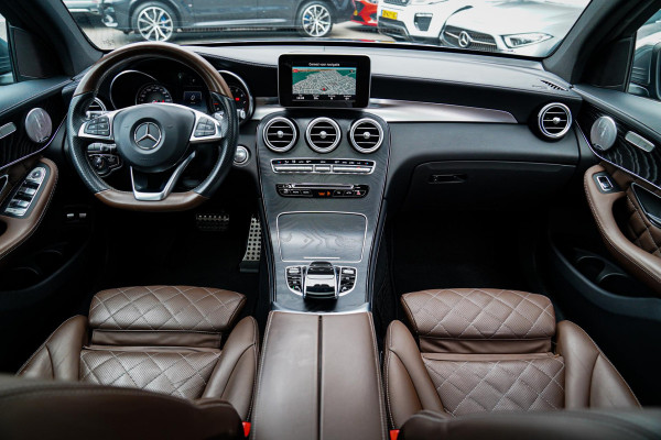 Mercedes-Benz GLC Coupé 250 4MATIC | Designo Luxe Leder | Schuif/kanteldak | Camera | Treeplank | Trekhaak elektrisch | LED