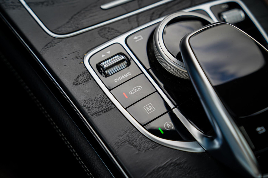 Mercedes-Benz GLC Coupé 250 4MATIC | Designo Luxe Leder | Schuif/kanteldak | Camera | Treeplank | Trekhaak elektrisch | LED