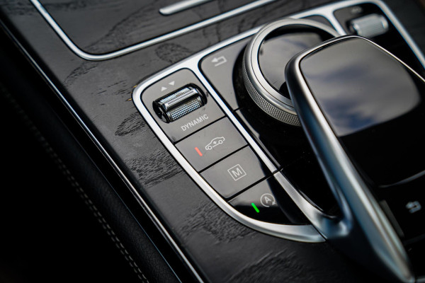 Mercedes-Benz GLC Coupé 250 4MATIC | Designo Luxe Leder | Schuif/kanteldak | Camera | Treeplank | Trekhaak elektrisch | LED