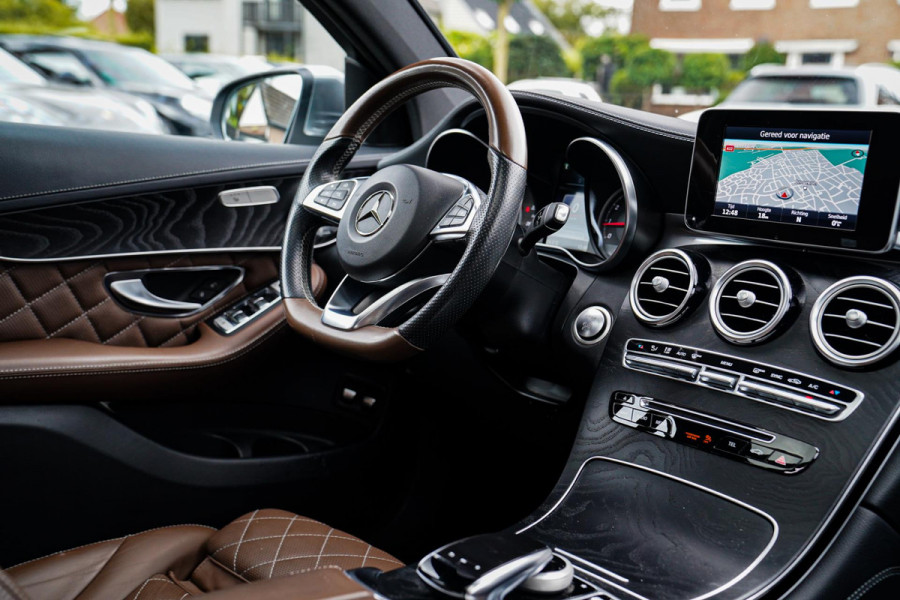 Mercedes-Benz GLC Coupé 250 4MATIC | Designo Luxe Leder | Schuif/kanteldak | Camera | Treeplank | Trekhaak elektrisch | LED