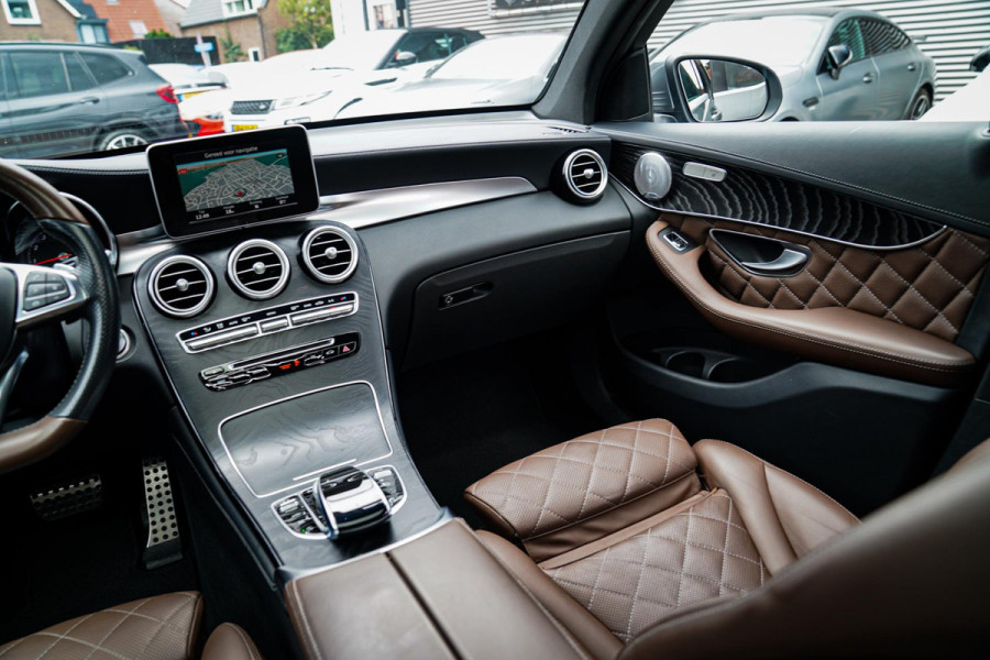 Mercedes-Benz GLC Coupé 250 4MATIC | Designo Luxe Leder | Schuif/kanteldak | Camera | Treeplank | Trekhaak elektrisch | LED