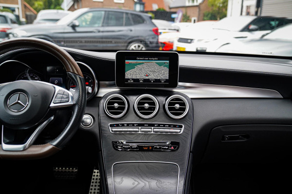 Mercedes-Benz GLC Coupé 250 4MATIC | Designo Luxe Leder | Schuif/kanteldak | Camera | Treeplank | Trekhaak elektrisch | LED