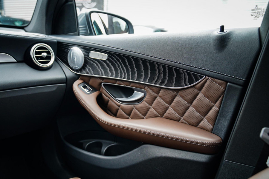Mercedes-Benz GLC Coupé 250 4MATIC | Designo Luxe Leder | Schuif/kanteldak | Camera | Treeplank | Trekhaak elektrisch | LED