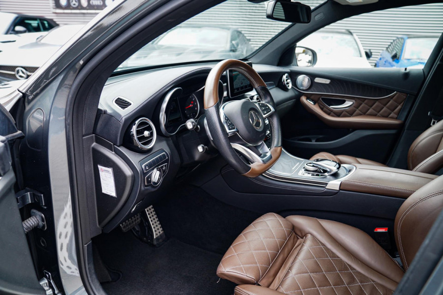 Mercedes-Benz GLC Coupé 250 4MATIC | Designo Luxe Leder | Schuif/kanteldak | Camera | Treeplank | Trekhaak elektrisch | LED