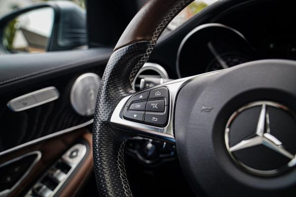 Mercedes-Benz GLC Coupé 250 4MATIC | Designo Luxe Leder | Schuif/kanteldak | Camera | Treeplank | Trekhaak elektrisch | LED