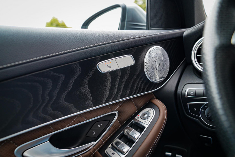 Mercedes-Benz GLC Coupé 250 4MATIC | Designo Luxe Leder | Schuif/kanteldak | Camera | Treeplank | Trekhaak elektrisch | LED