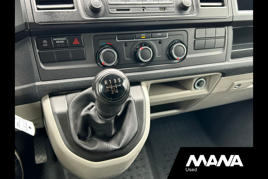 Volkswagen Transporter 2.0TDI 102PK L2H1 Imperiaal Trekhaak Airco Cruise control