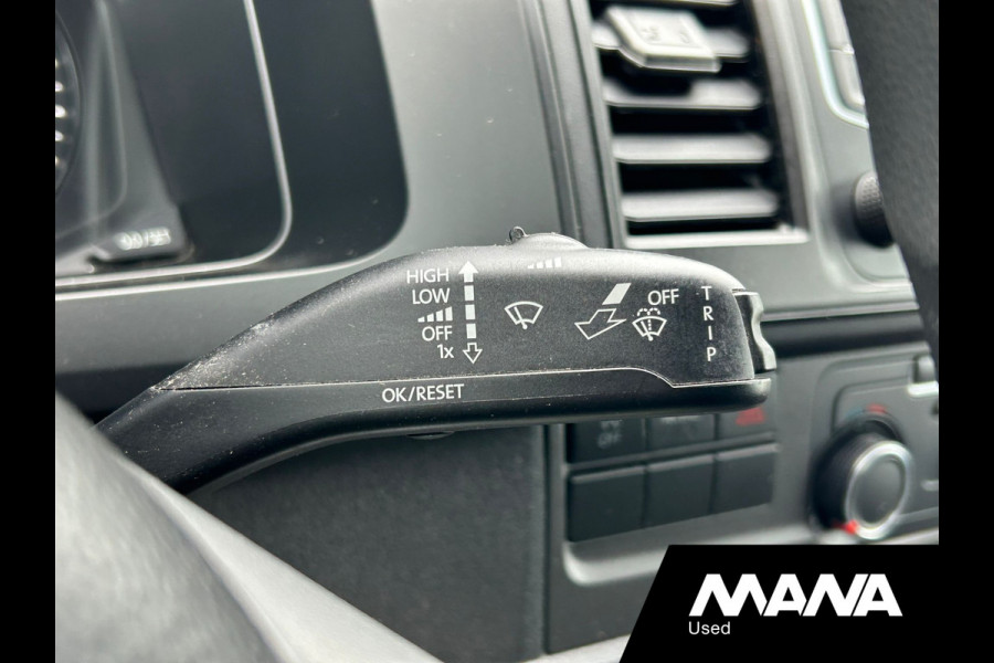 Volkswagen Transporter 2.0TDI 102PK L2H1 Imperiaal Trekhaak Airco Cruise control