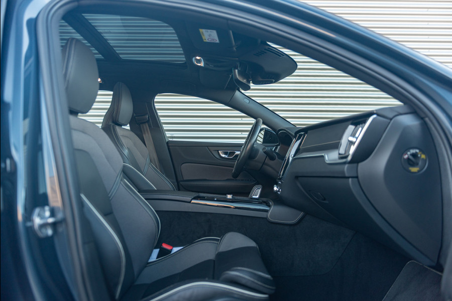Volvo S60 T6 Aut. Plug-in Hybrid R-Design Leder ACC 360Camera 340pk