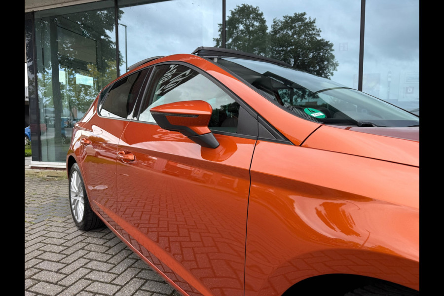 Seat Leon 1.5 TSI Business Intense - Schuif/panodak - Climate - Navi - Camera