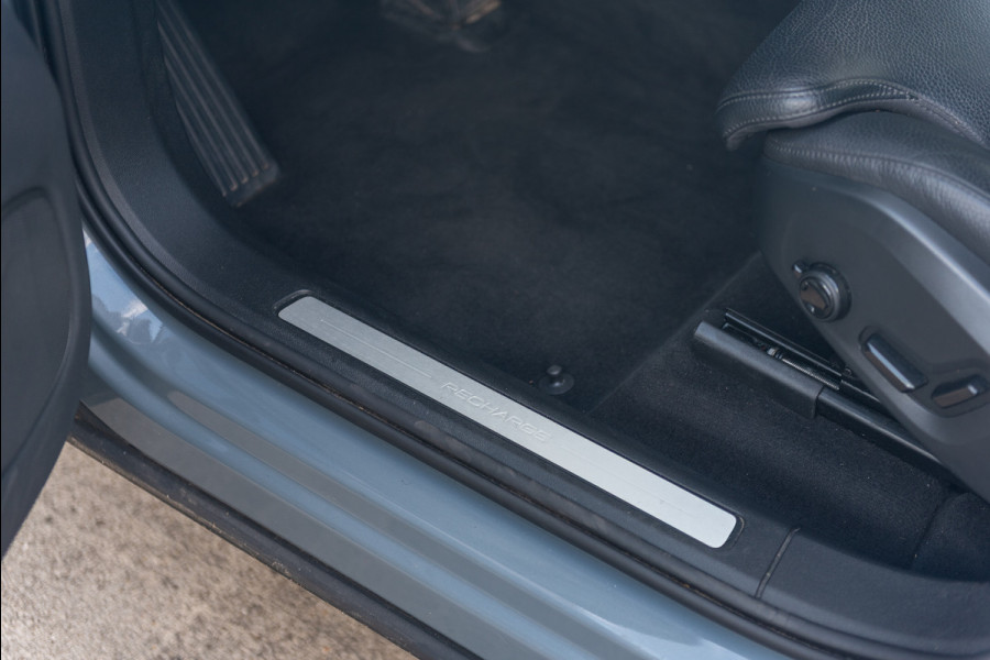 Volvo XC60 T8 Aut. Long Range Ultimate Bright ACC Leder 455pk