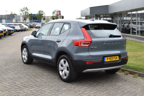 Volvo XC40 T3 165 PK Automaat Momentum Pro Trekhaak | ACC | Camera | Stoel-Stuur verwarming | 18"LMV