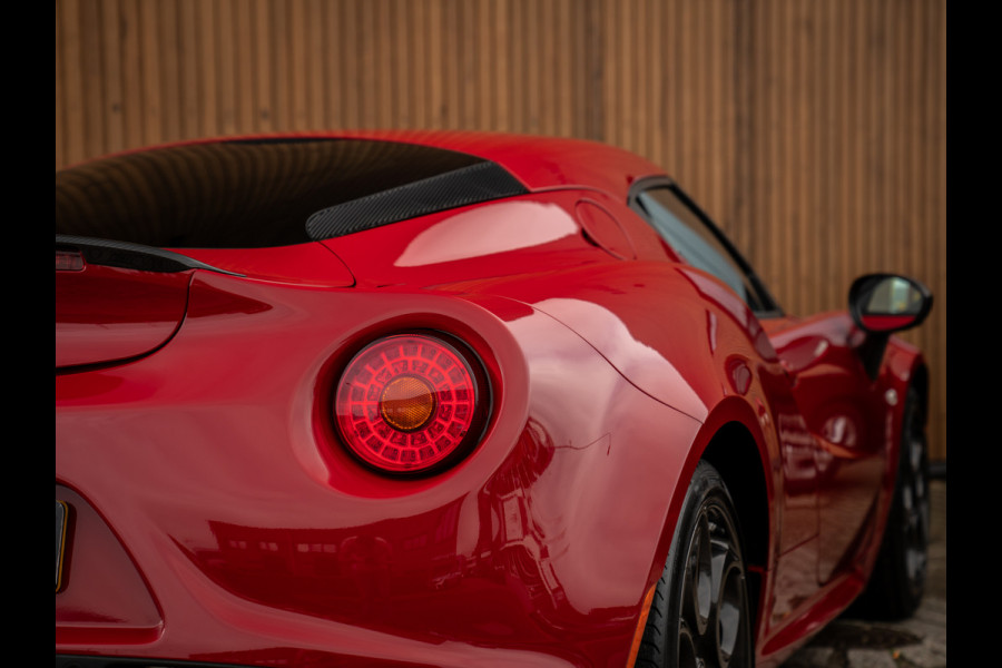 Alfa Romeo 4C 1750TBI TCT Edizione Speciale | nr. 062/100 | Akrapovic | Subliem!