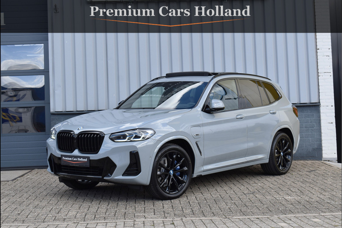BMW X3 xDrive30e M-Sport Pakket 292 Pk Brooklyn Grau 12-2021 Laser Led Pano Navi Leder HUD Camera Carbon Trekhaak 20 Inch BMW X3 xDrive30e M-Sport Pakket 292 Pk Brooklyn Grau 12-2021 Laser Led Pano Navi Leder HUD Camera Carbon Trekhaak 20 Inch
