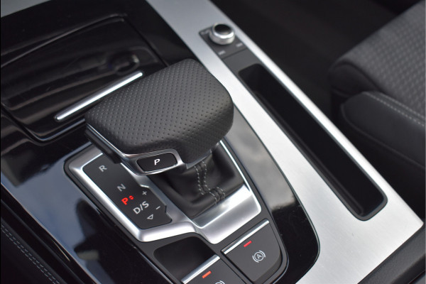 Audi Q5 50 TFSI e S-Line 299 Pk Pano Luchtvering Sfeer Keyless Matrix Led Leder SQ5 21 Inch