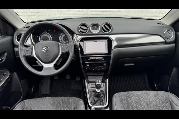 Suzuki Vitara 1.4 Boosterjet Style Smart Hybrid Adaptive cruise control Climate control Stoelverwarming Apple / Android Pano